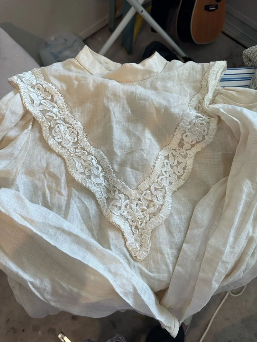 Cream Lace Yoke Long-Sleeve Women's Blouse - Picture 5 of 7